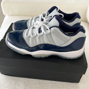 Air Jordan 11 retro low BG